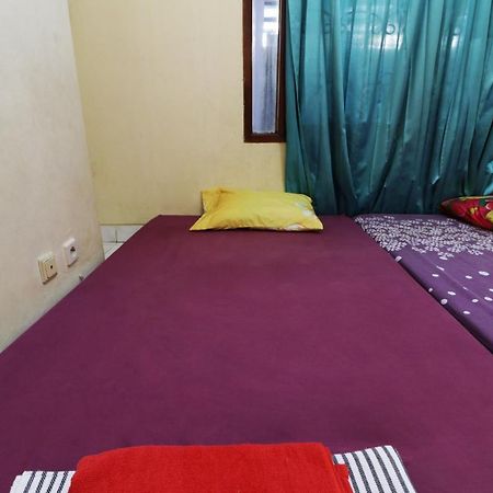 Albergue Backpack Syariah Cempaka Putih Barat Yakarta Exterior foto