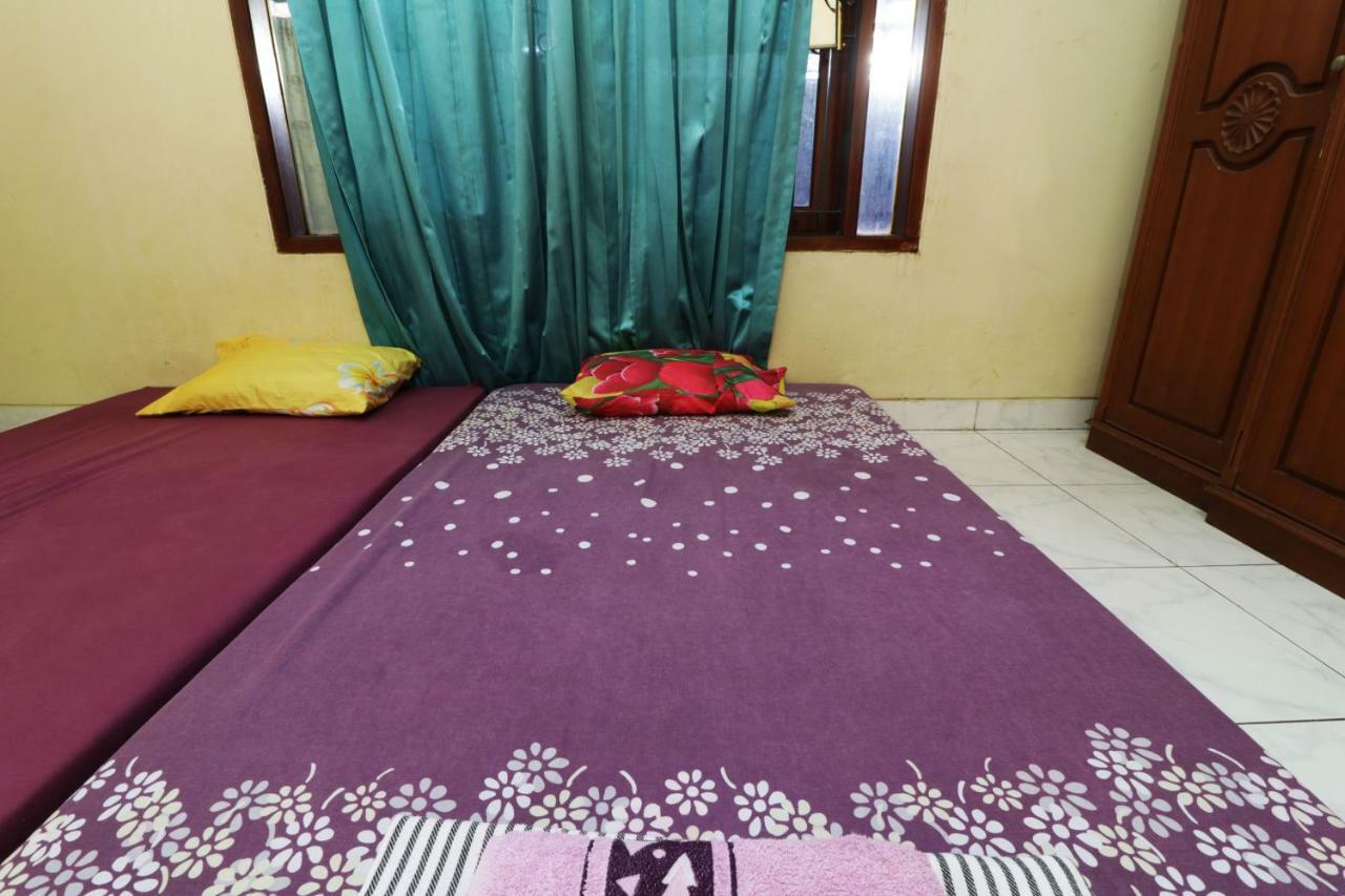 Albergue Backpack Syariah Cempaka Putih Barat Yakarta Exterior foto