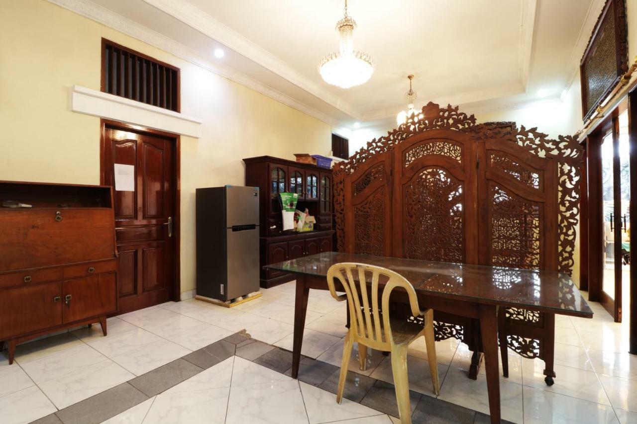 Albergue Backpack Syariah Cempaka Putih Barat Yakarta Exterior foto