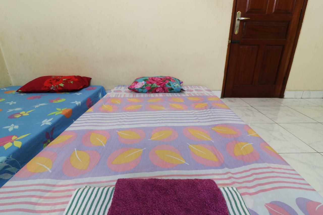 Albergue Backpack Syariah Cempaka Putih Barat Yakarta Exterior foto